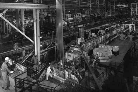 In April 1921 the Lysaght company commenced manufacturing at its purpose-built site in Newcastle.