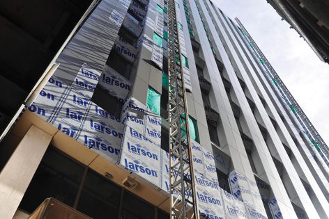 Projects that feature Larson by Alucoil include recladding No 1 King William Street, Adelaide.