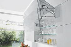 Servo-Drive lift system for cupboards