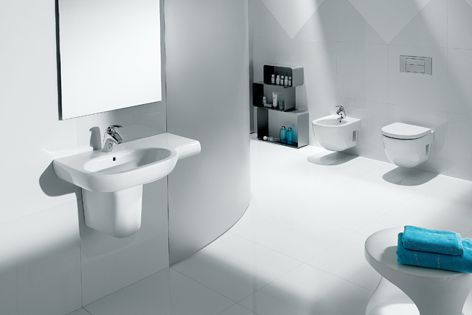 The Meridian range helps create modern and elegant bathroom designs.
