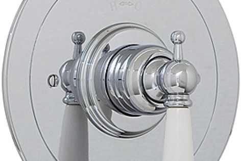Sensitive to incoming water pressure, the Perrin & Rowe  shower mixer provides safe showering.