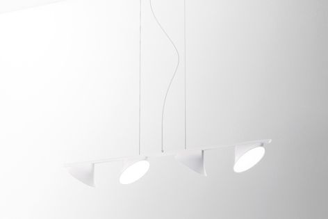 Orchid by Axolight features a blossom-shaped aluminium diffuser that prevents overheating.